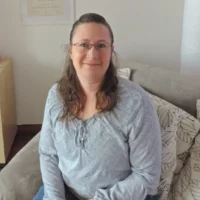 Photo-Lyne-3-portrait